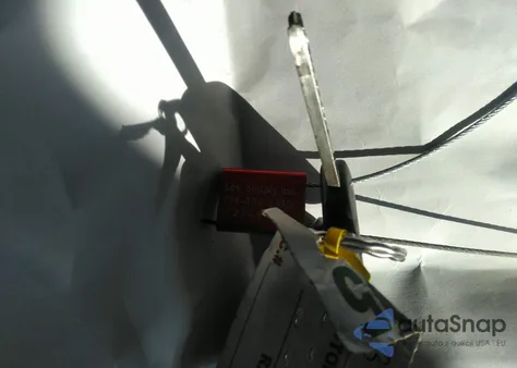 2018 Chevrolet Silverado 1500 1Lt z USA, uszkodzony, nr VIN 3GCUKREC2JG178850